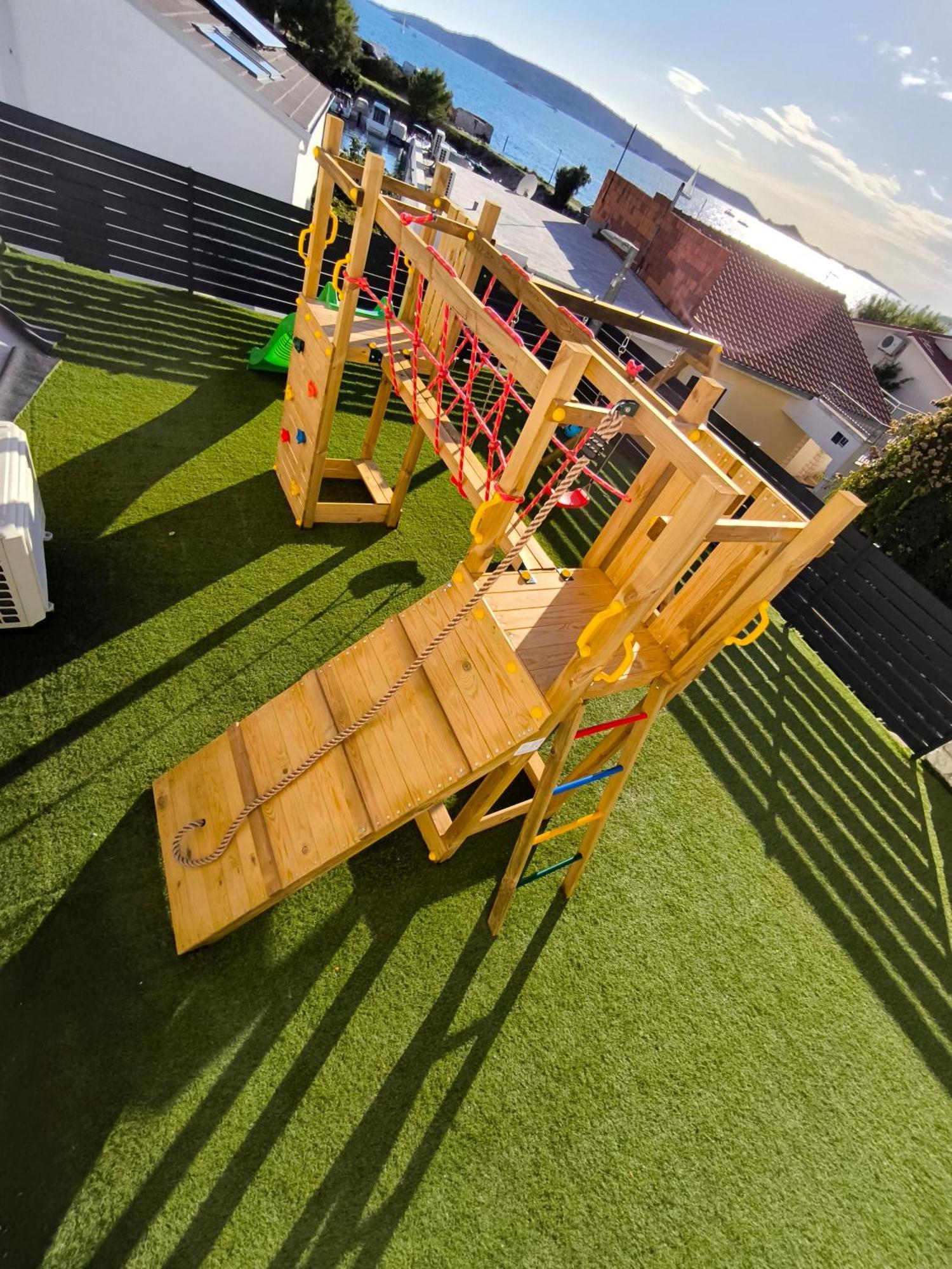 Astramaris Apartments Donji Okrug  ภายนอก รูปภาพ